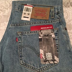 New with tags men's Levi's 505 jeans 32 x 30